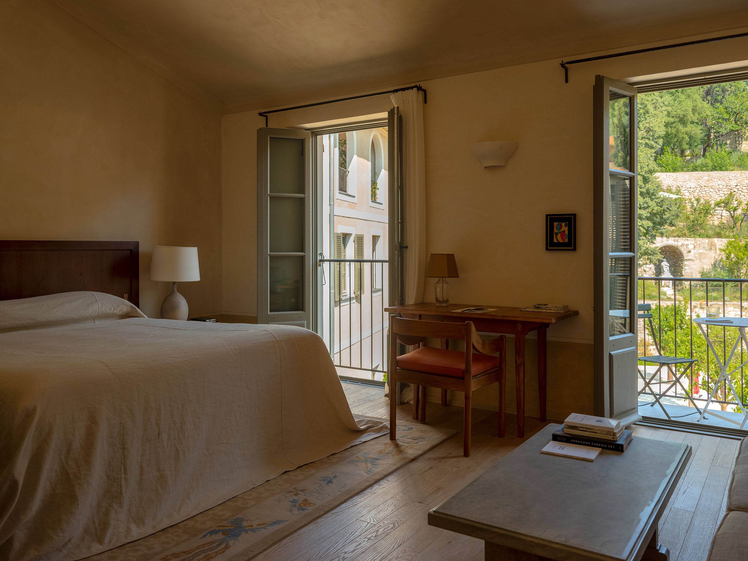 visitandine-room-balcony-hotel-du-couvent-nice-france