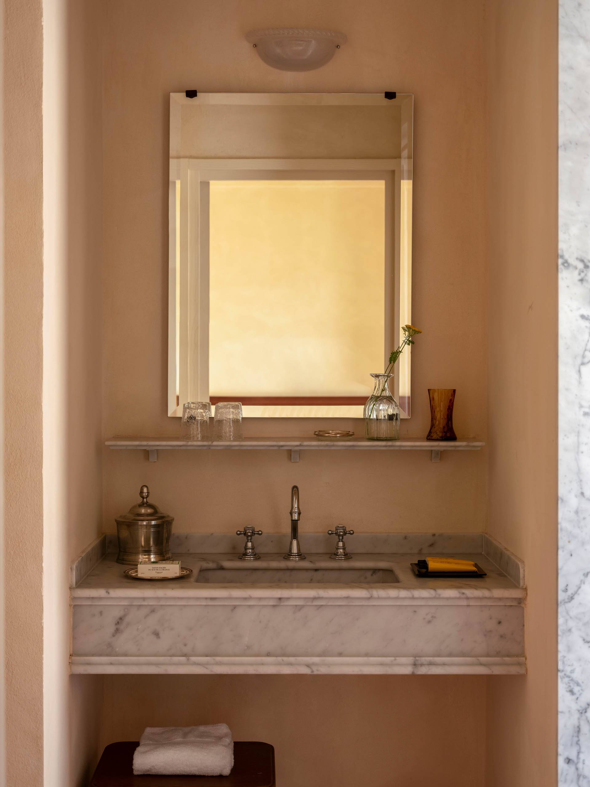 colettines-rooms-hotel-du-couvent-nice-france (2)