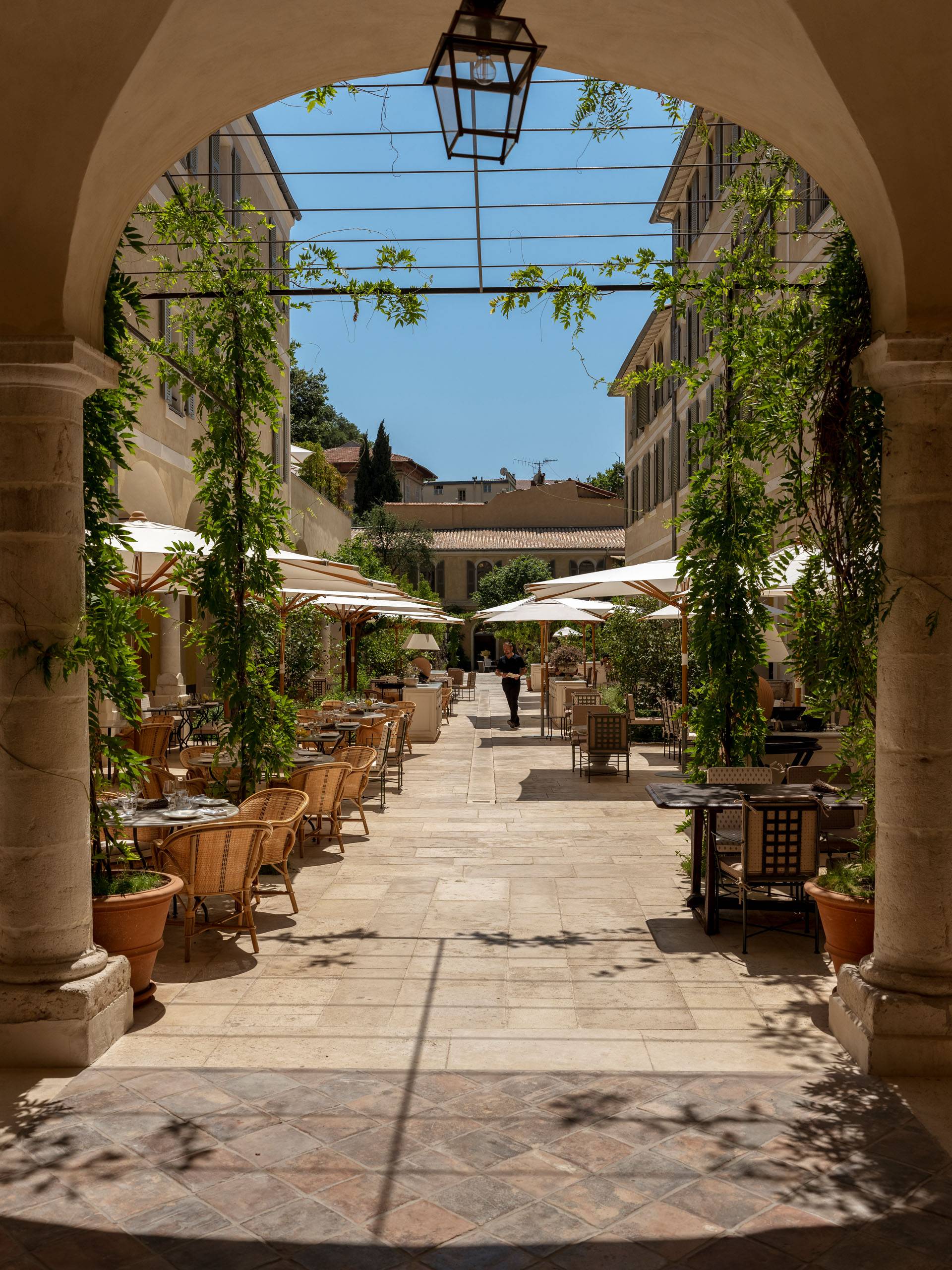 le-restaurant-hotel-du-couvent-nice-france (1)