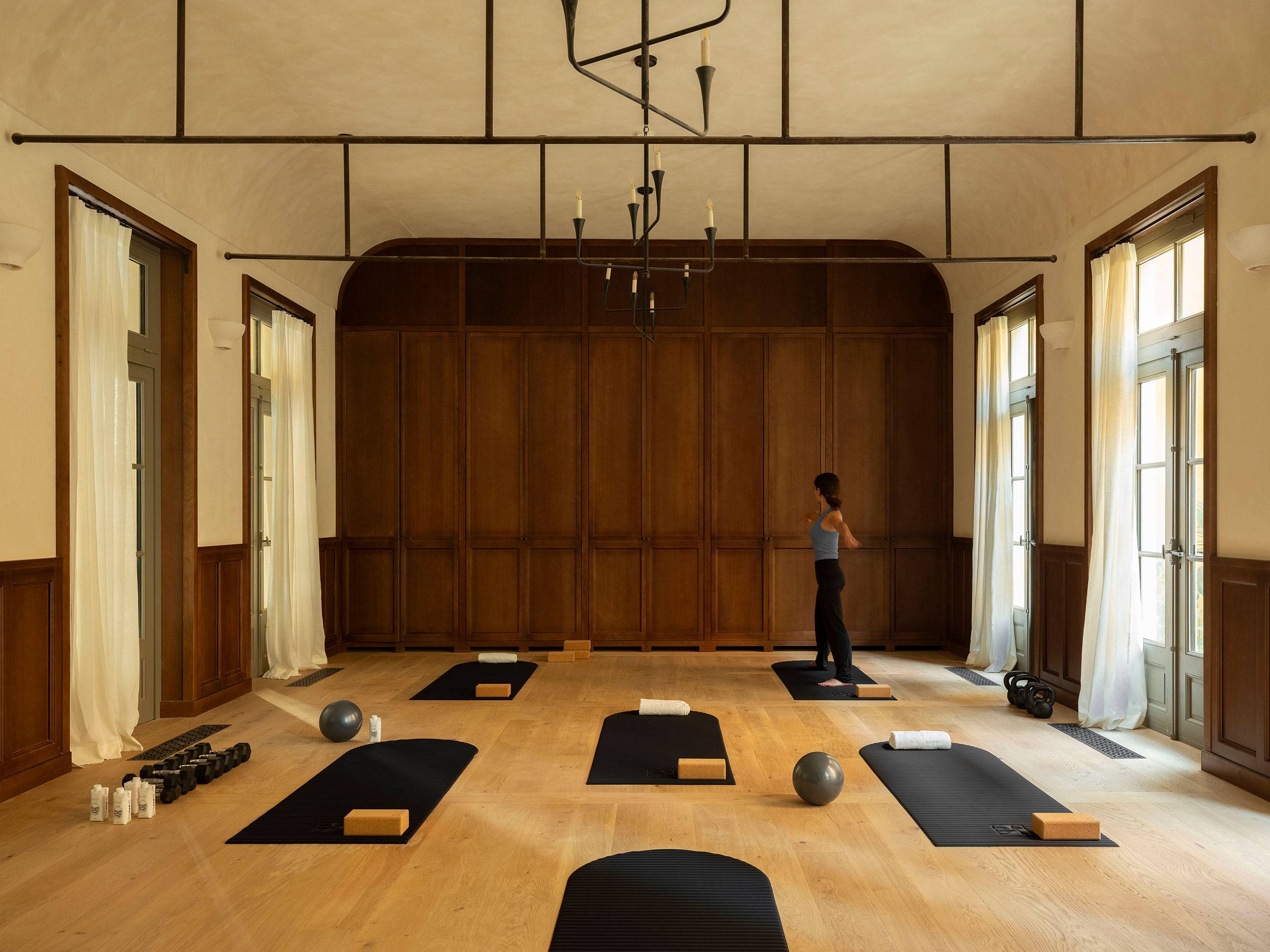 movement-studio-hotel-du-couvent-nice-resize