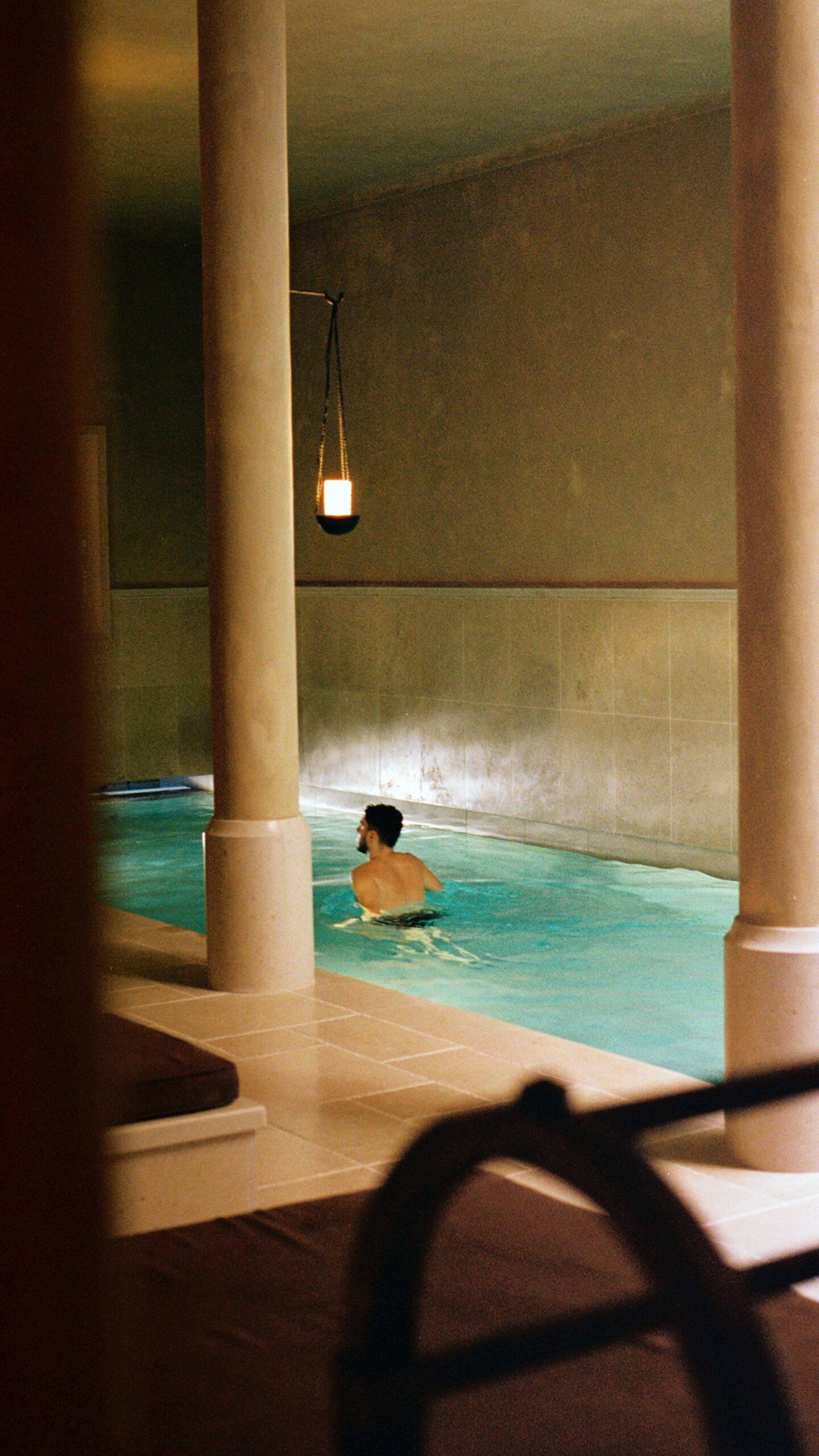 roman-baths-membership-hotel-du-couvent-nice-france-mobile