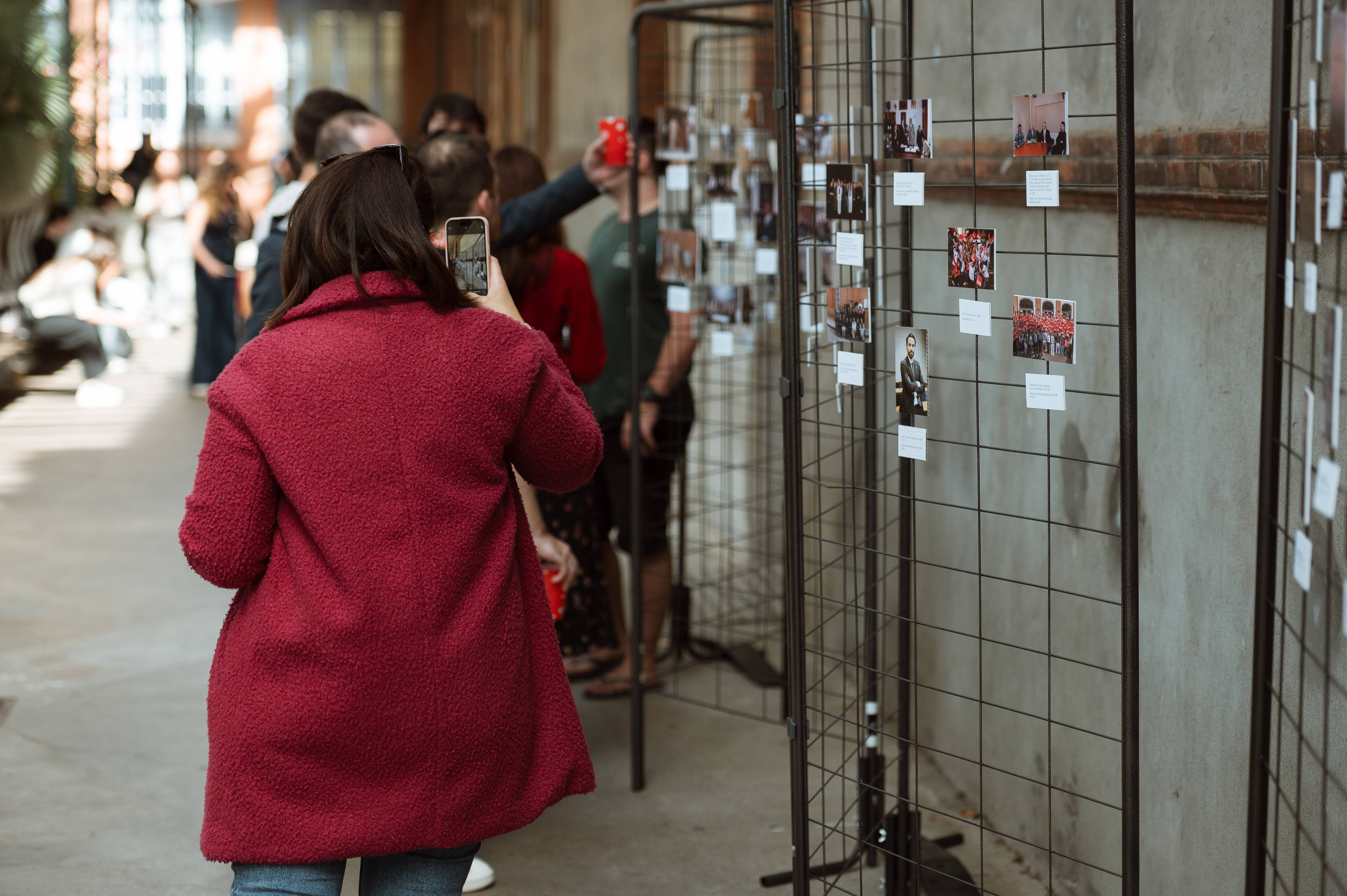 Exposition de photos retraçant les 70 ans de l'école